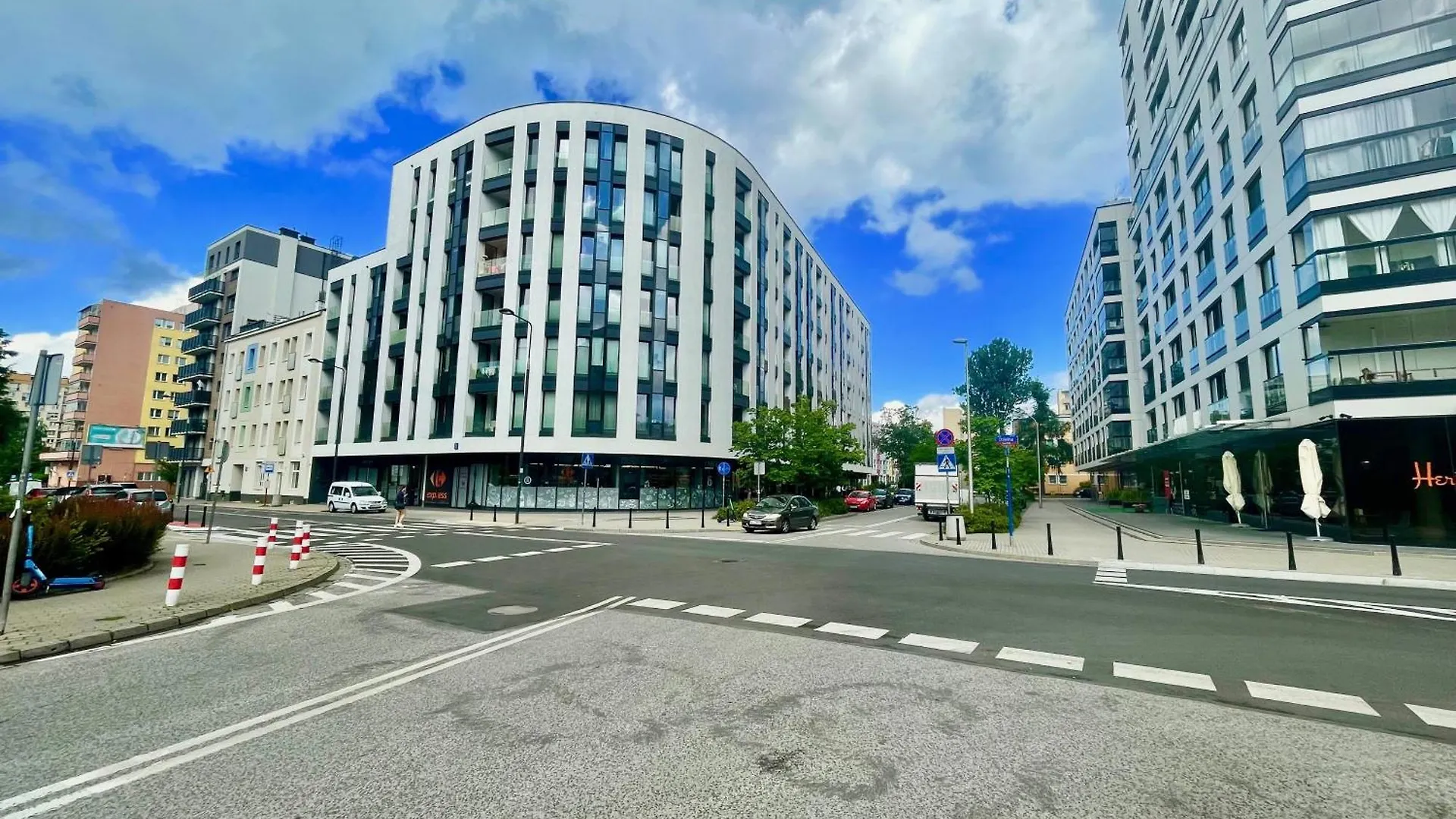 Wola Best Rest Apartment Warsaw